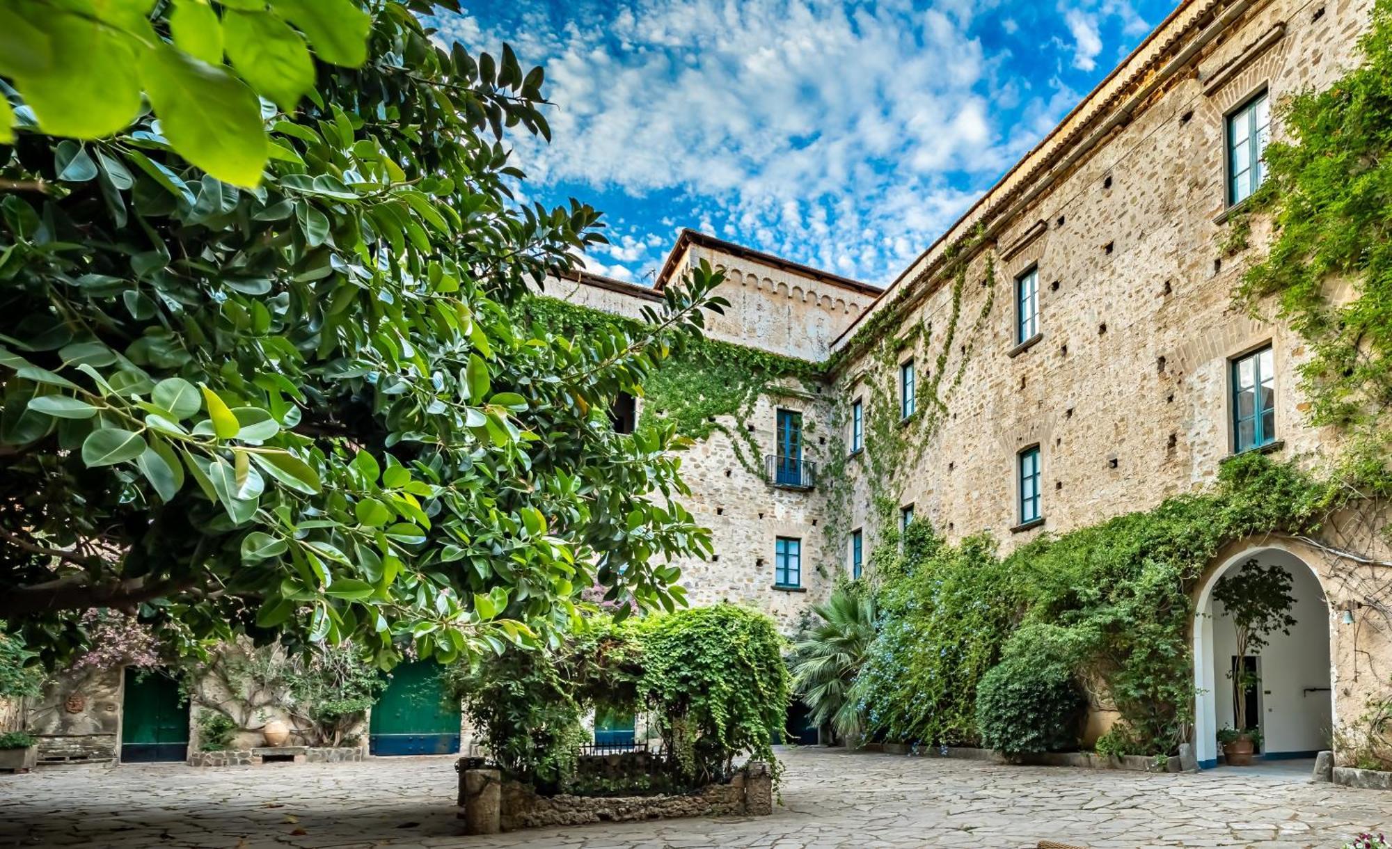 Hôtel Palazzo Belmonte à Santa Maria di Castellabate Extérieur photo